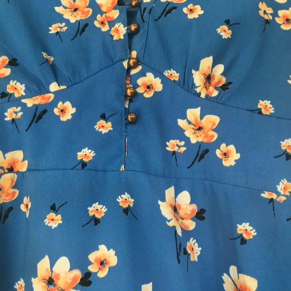 Yellow flowered blue dress - Picture 3 of 5